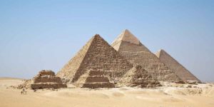 All Gizah Pyramids in Egypt (Image: Wikimeida)