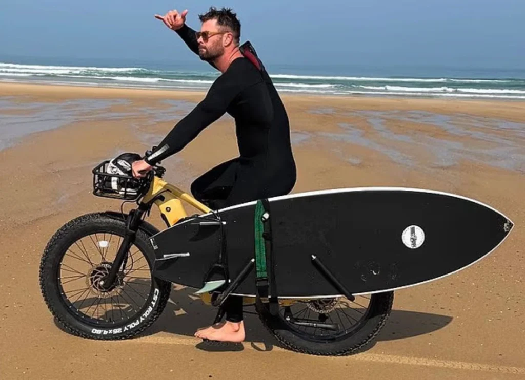 Chris Hemsworth Flaunts ‘God Bod’ During French Getaway