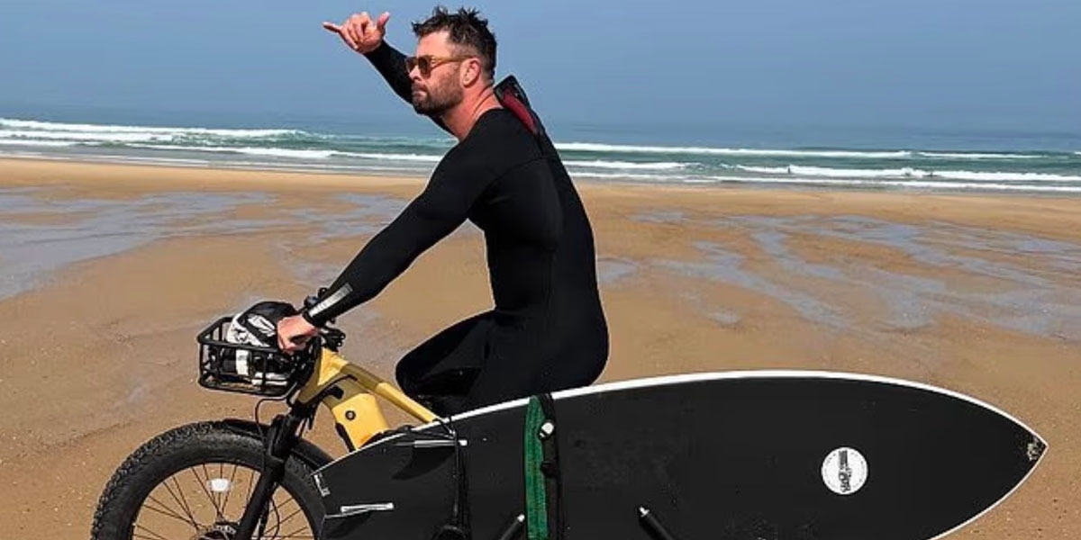 Chris Hemsworth Flaunts ‘God Bod’ During French Getaway
