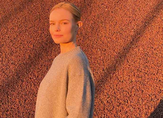 Kate Bosworth Enjoys Filming In Las Cruces ‘Desert Vortex!’