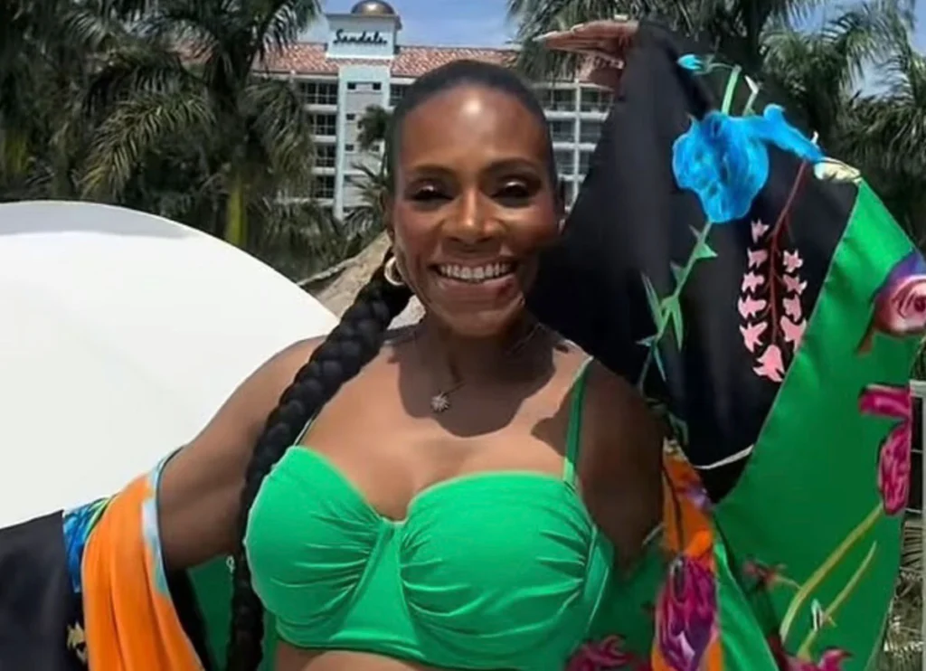 ‘Abbott Elementary’ Star Sheryl Lee Ralph Wows Fans With Her Amazing Figure During Jamaica Getaway