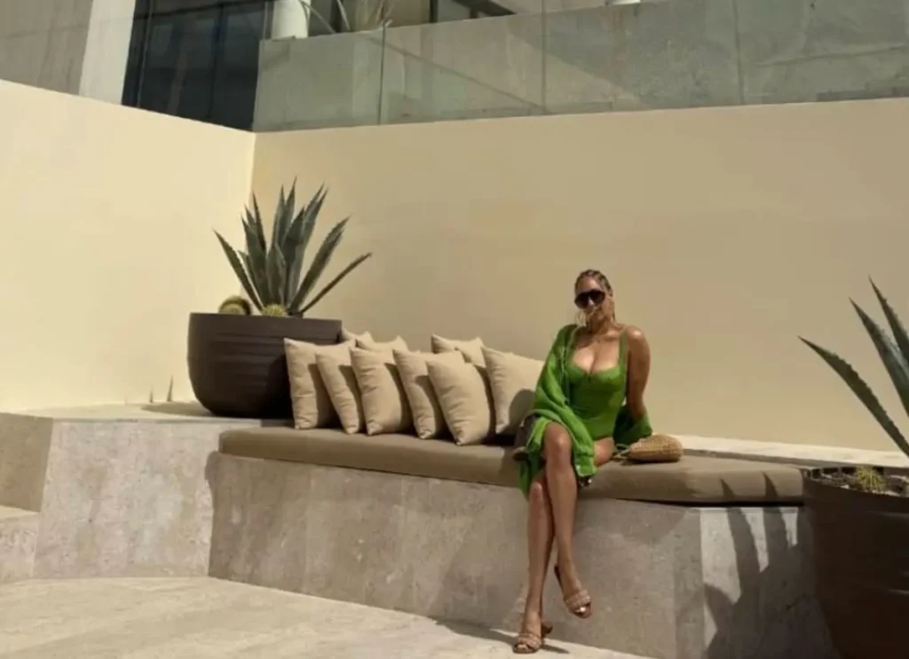 Tia Mowry Goes Public With New Boyfriend Javone Williams During Nobu Hotel Los Cabos Vacation